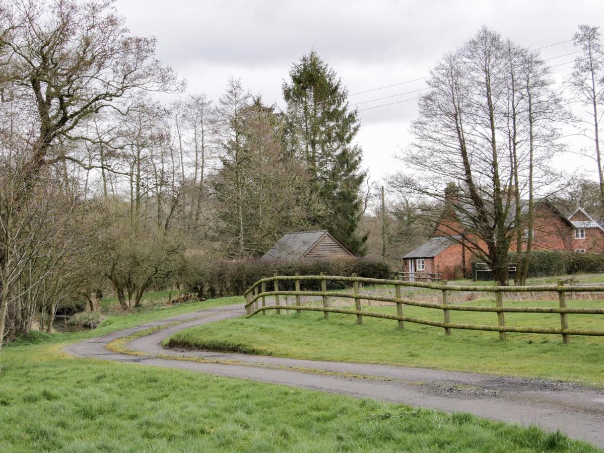 Wolvesacre Mill Cottage Whitchurch  Exterior foto